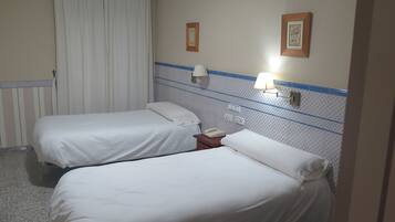 Caja de seguridad en la habitación, cunas gratuitas y wifi gratis