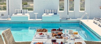 Mrs Armelina by Mr and Mrs White