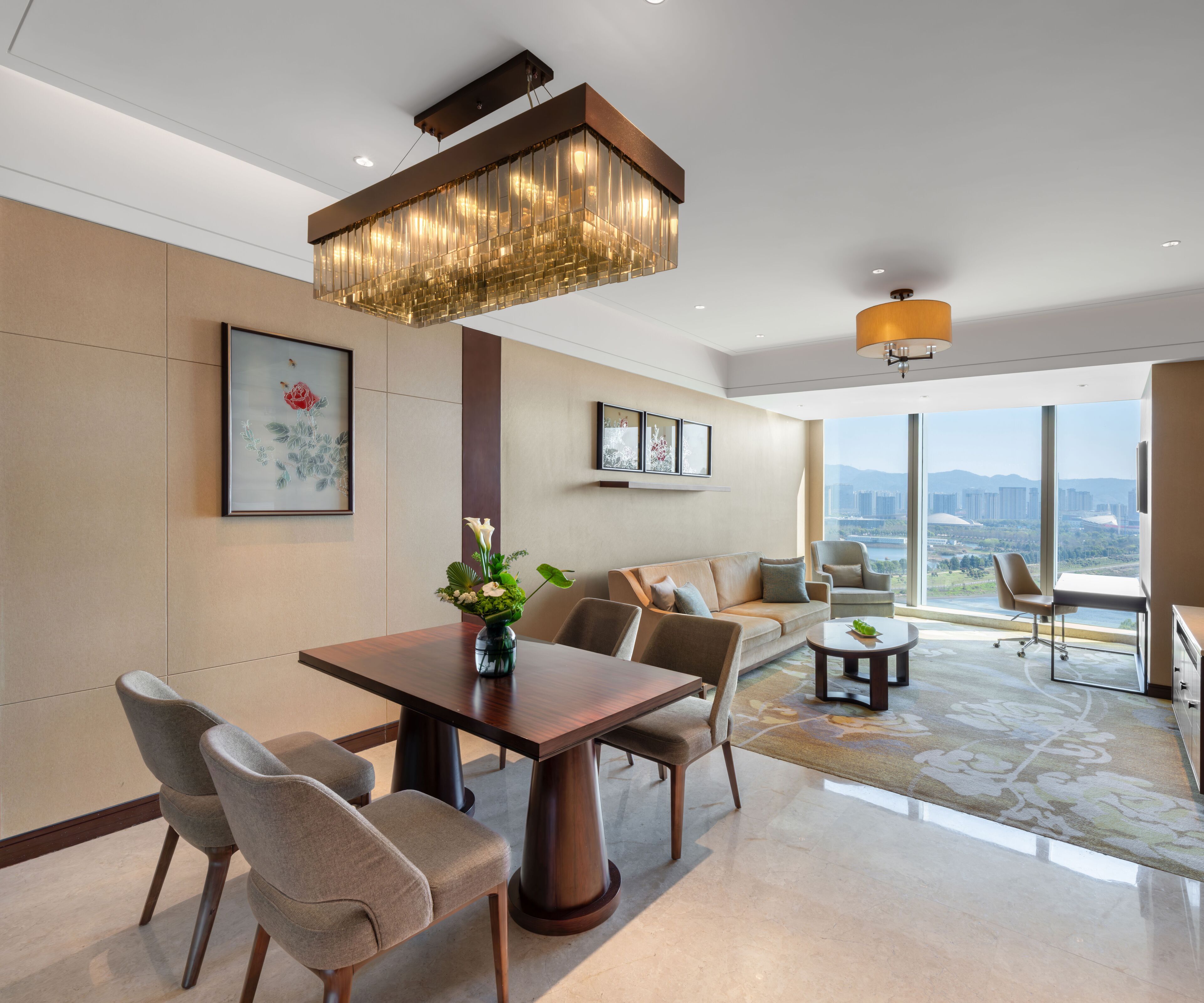 grand premier room | 1 bedroom, premium bedding, minibar, desk