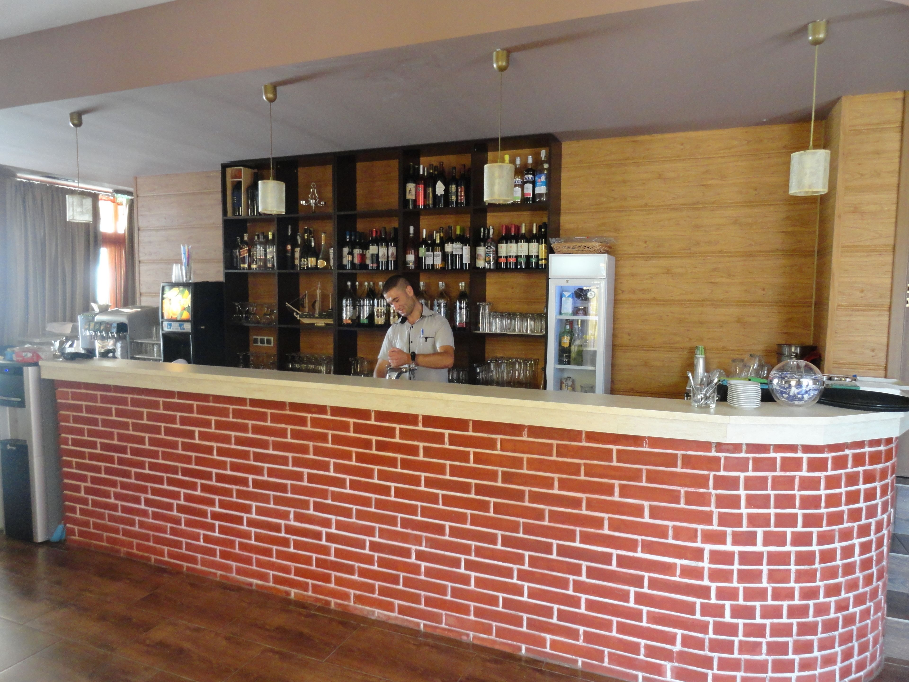 Bar (en la propiedad)