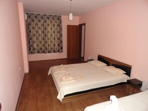 Apartment, 2 Bedrooms, Balcony (4 adults) | In-room safe, desk, iron/ironing board, free WiFi