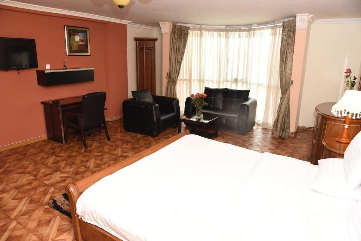 Junior Penthouse | Egyptian cotton sheets, premium bedding, down duvets, pillow-top beds