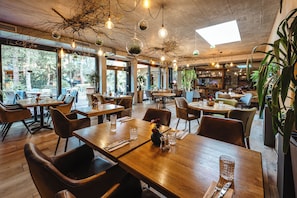 Local and international cuisine