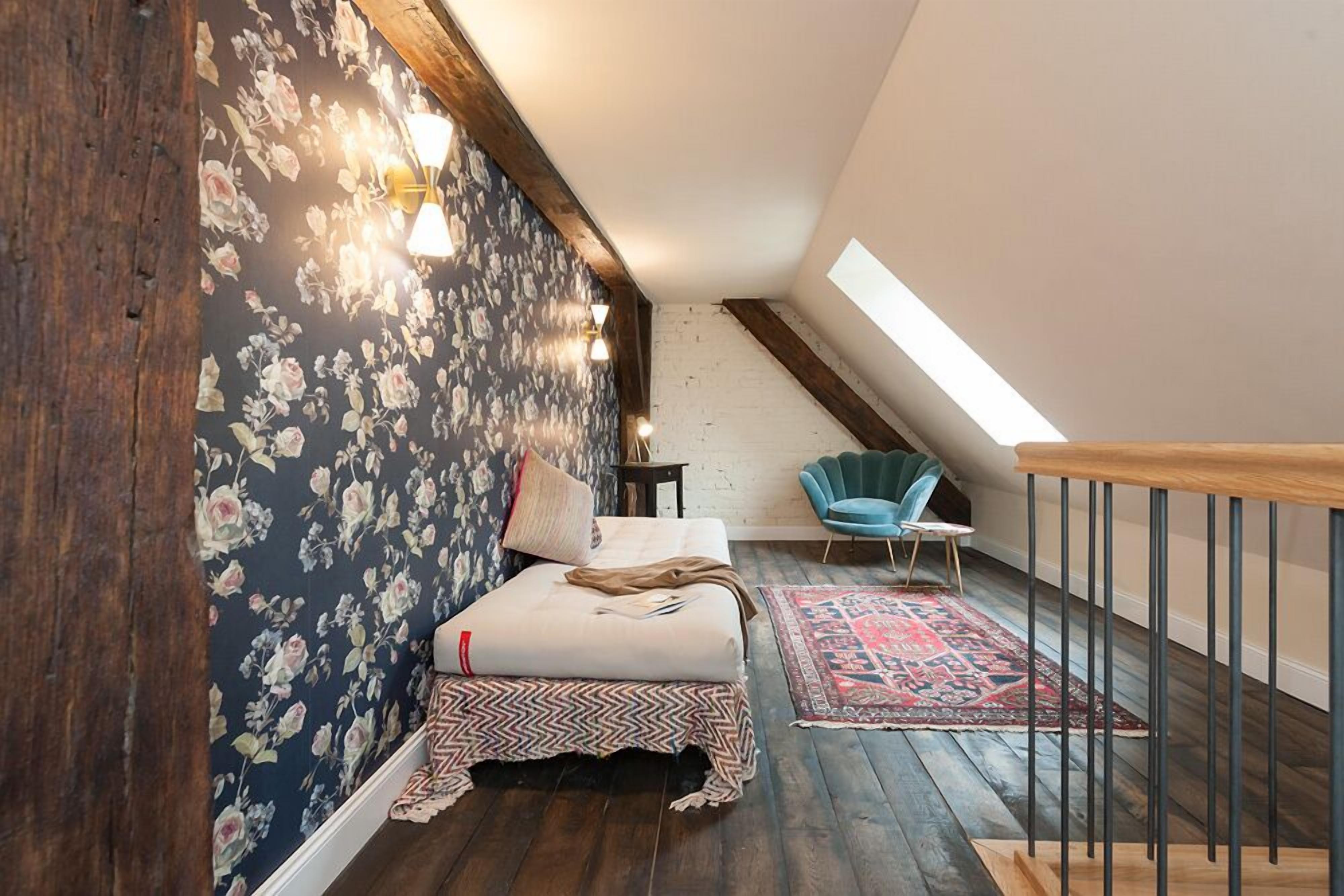 gallery suite, 1 bedroom | 1 bedroom, hypo-allergenic bedding, desk, blackout curtains