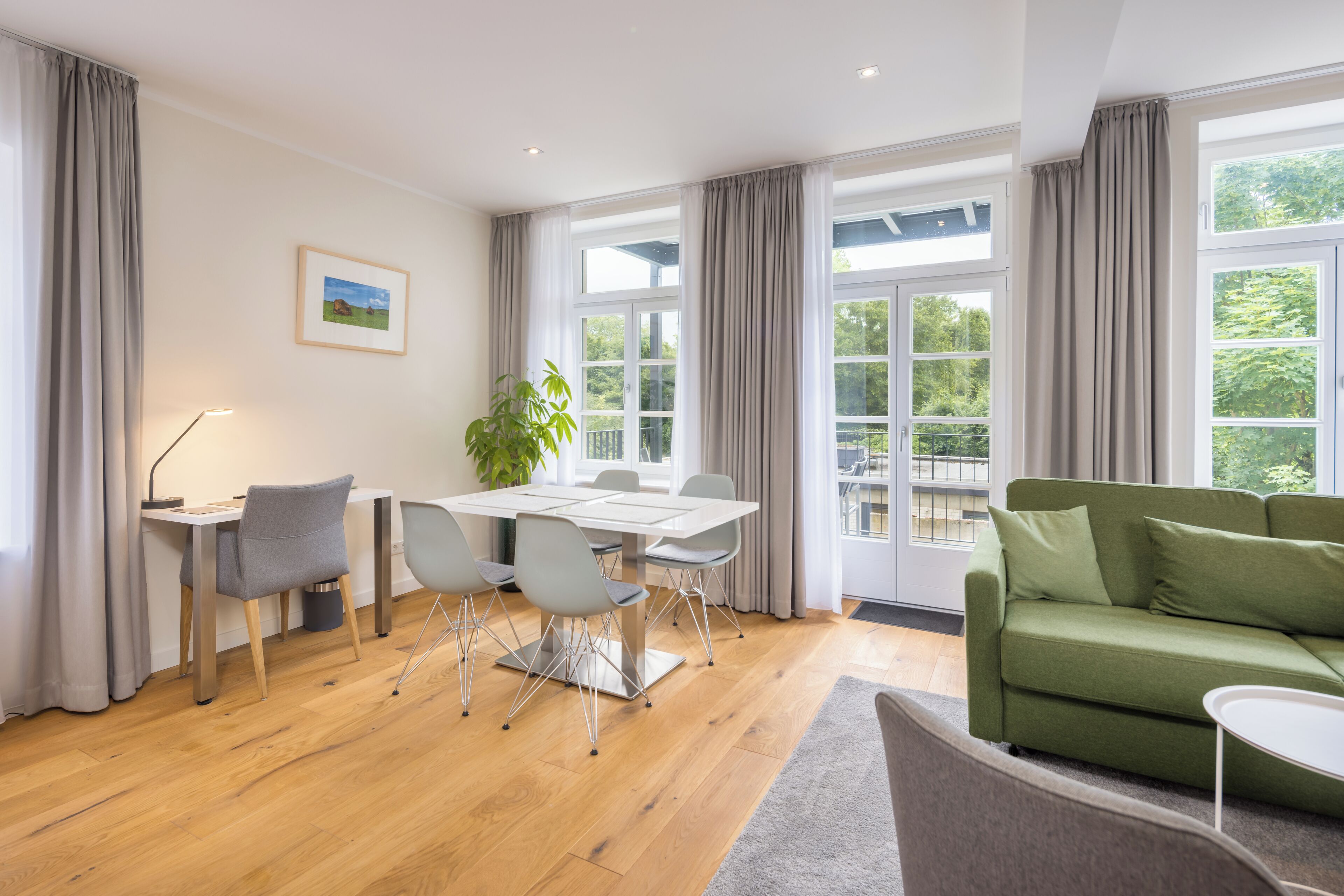 Deluxe Apartment, 1 Bedroom, Non Smoking | Living area | Flat-screen TV, heated floors