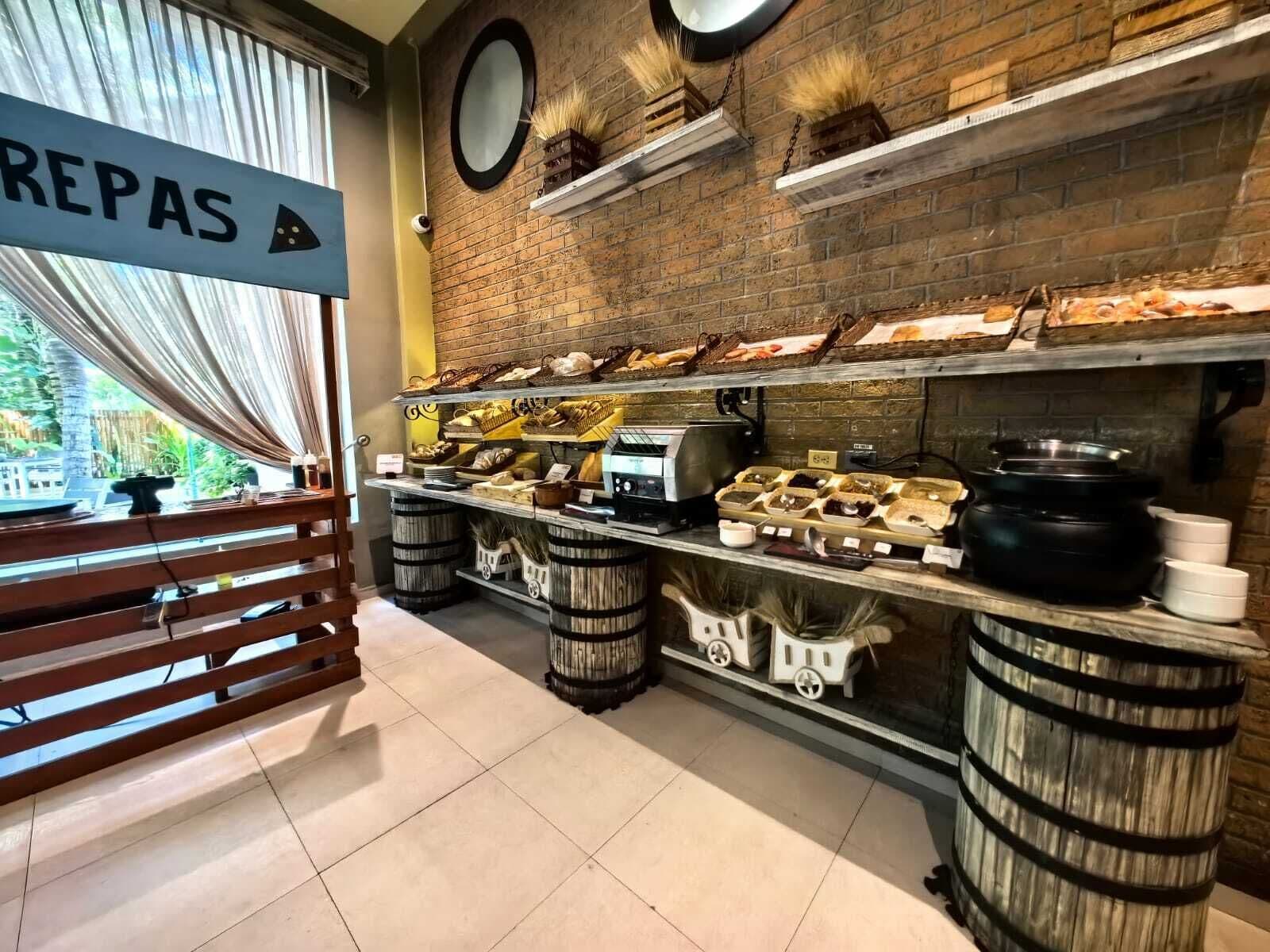 Free daily buffet breakfast