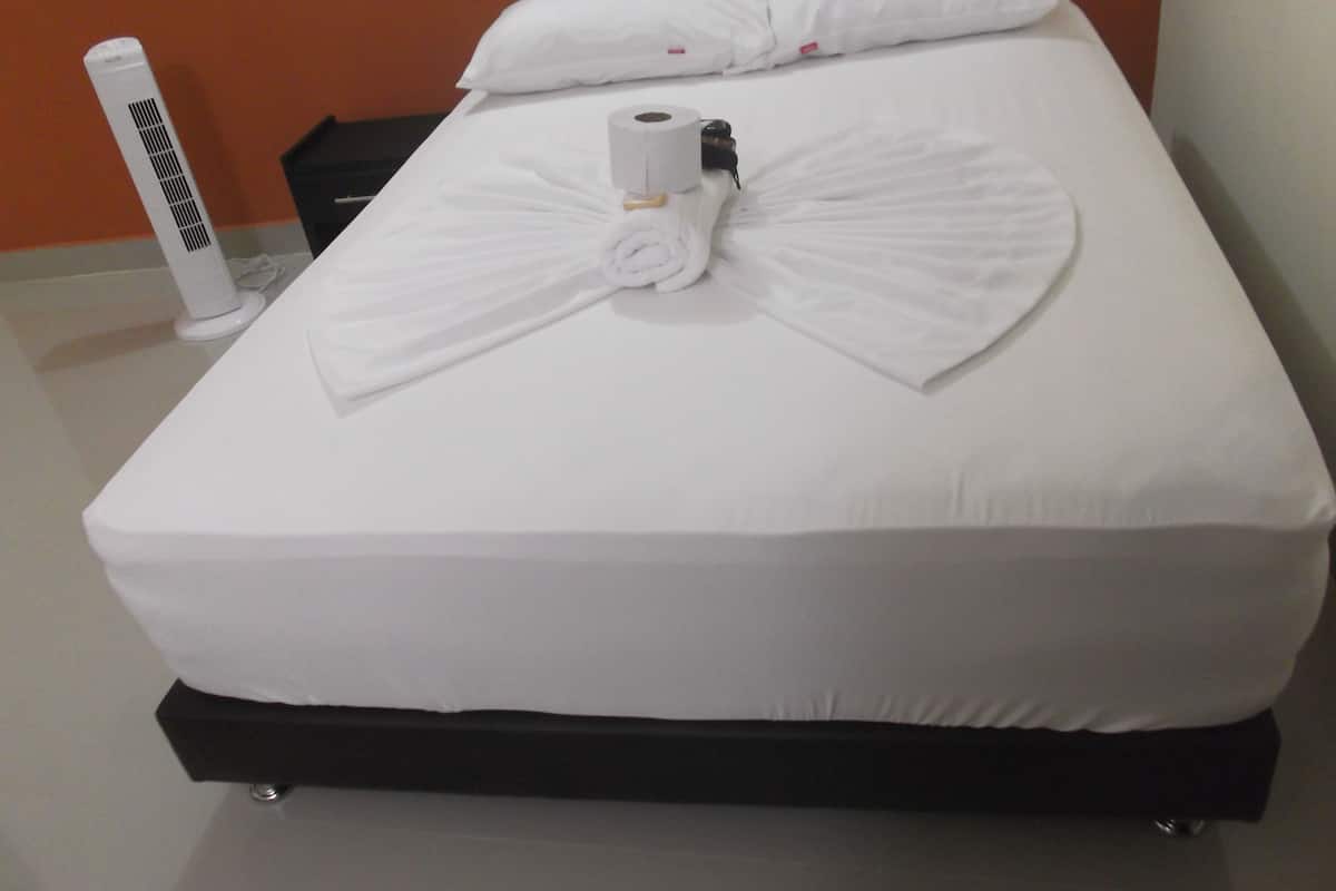 Standaard kamer, 1 tweepersoonsbed | Geluiddichte muren, gratis wifi, beddengoed