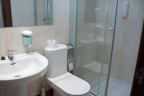 Einzelzimmer | Badezimmer