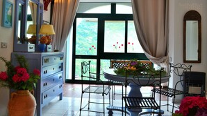 Unclassified image, 2 of 16, button - Travel Etc Apartments Positano (Positano)
