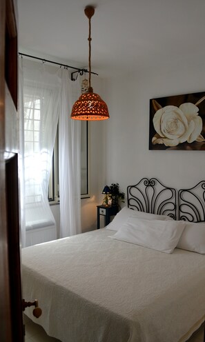 Apartment, 2 Schlafzimmer, Meerblick (Via Monsignor Saverio, 5) | 3 Schlafzimmer, kostenloses WLAN