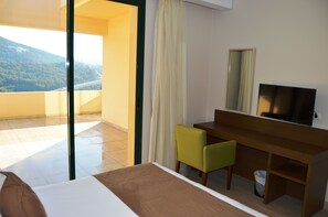 Duplex, 3 Bedrooms | In-room safe, desk, soundproofing, iron/ironing board - Country Lodge Hotel & Resort (Majzoub)