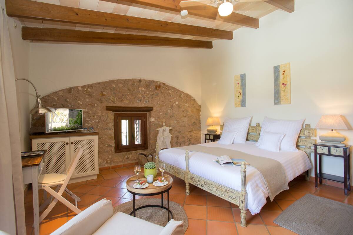 Double Room, Pool View (Ariany)