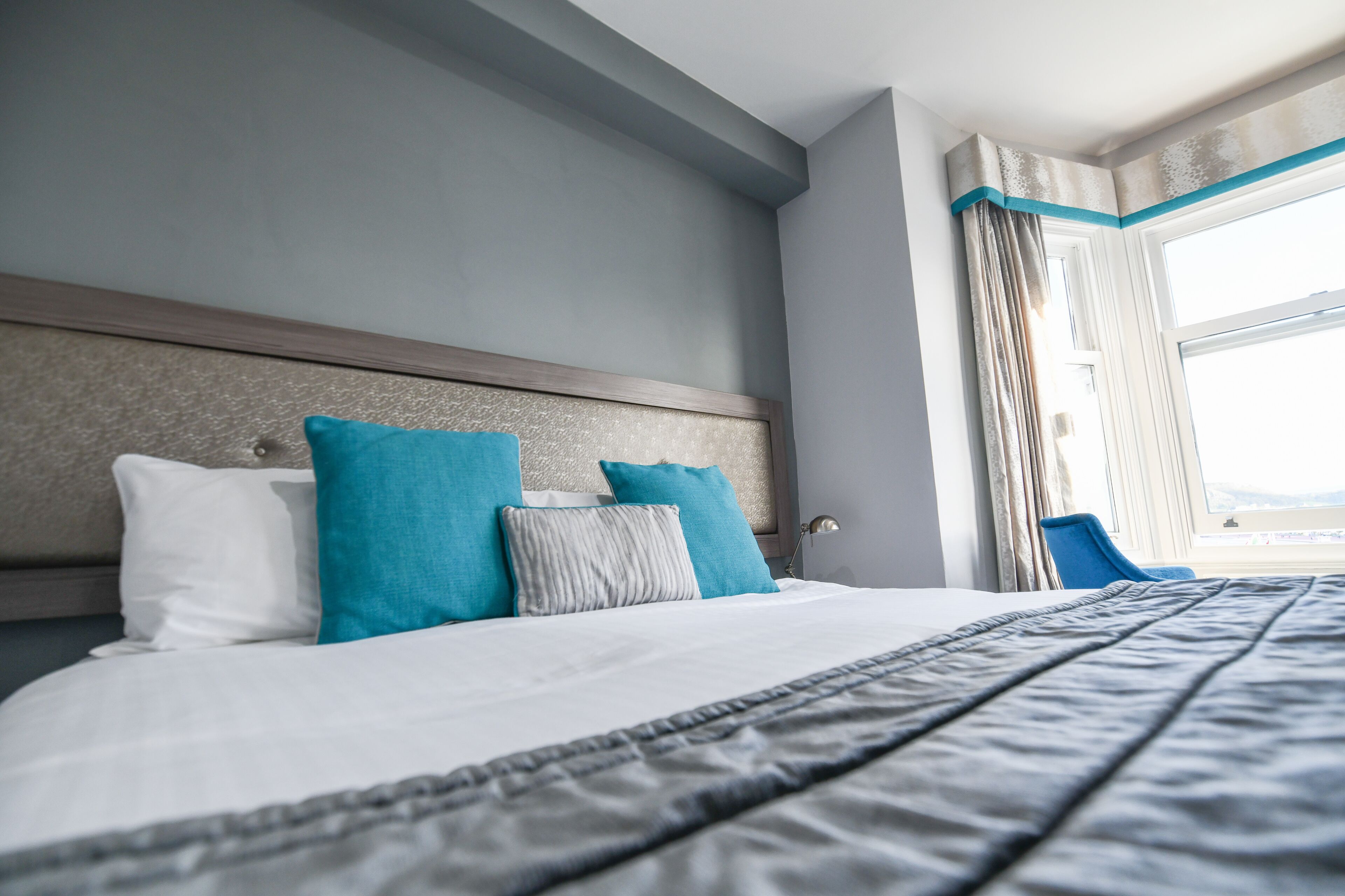 superior double or twin room, sea view | 1 bedroom, hypo-allergenic bedding, in-room safe, desk