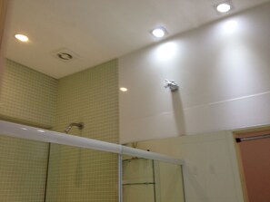 Classic Loft | Bathroom shower - Estúdio Praia do Flamengo - 1018 (Rio de Janeiro)