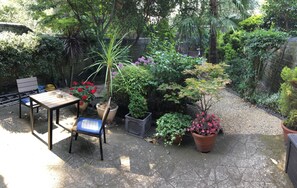 Quarto casal ou duplo, suíte | Jardim