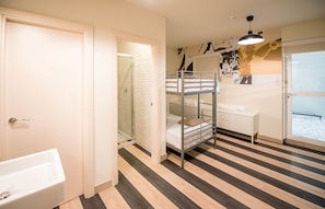 Quadruple Room | Blackout drapes, iron/ironing board, free WiFi, bed sheets