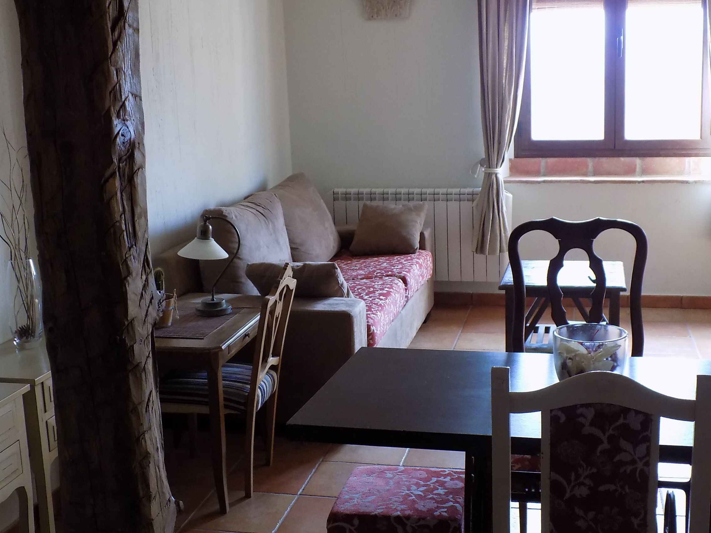 패밀리 아파트 | 거실 공간