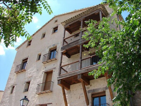 숙박 시설 정면