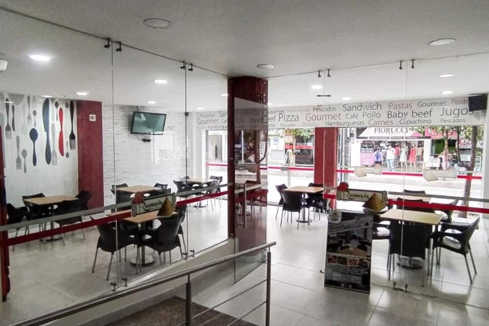 Hotel Exelsior
