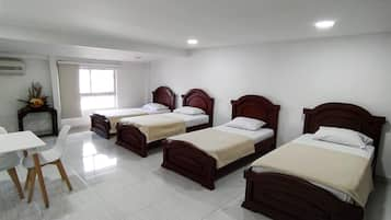 Standard Quadruple Room | Free WiFi, bed sheets