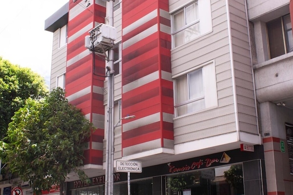 Façade de lâhĂ©bergement