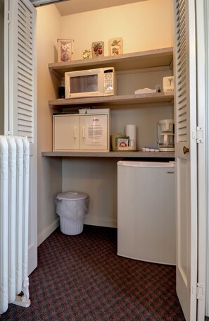 Suite, 1 Queen-Bett | Zimmerausstattung