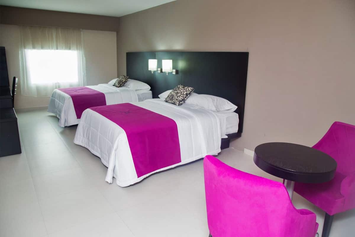 Junior-Suite | 1 Schlafzimmer, hochwertige Bettwaren, Schreibtisch