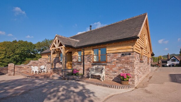 Front of property - Morrells Wood Farm - The Barn (Shrewsbury)