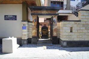 Bagian depan properti