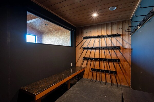 Hooting Owl Lodge - Niseko
