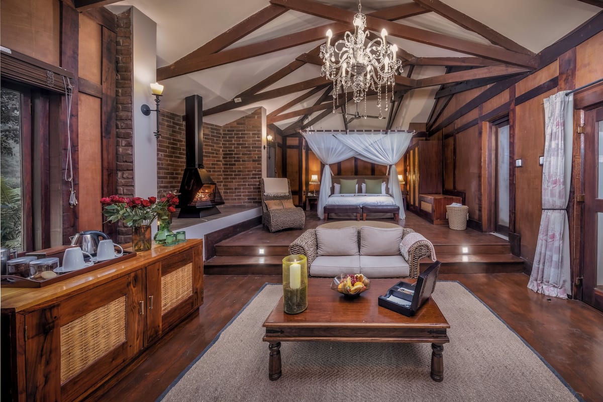 Room (Plantation)