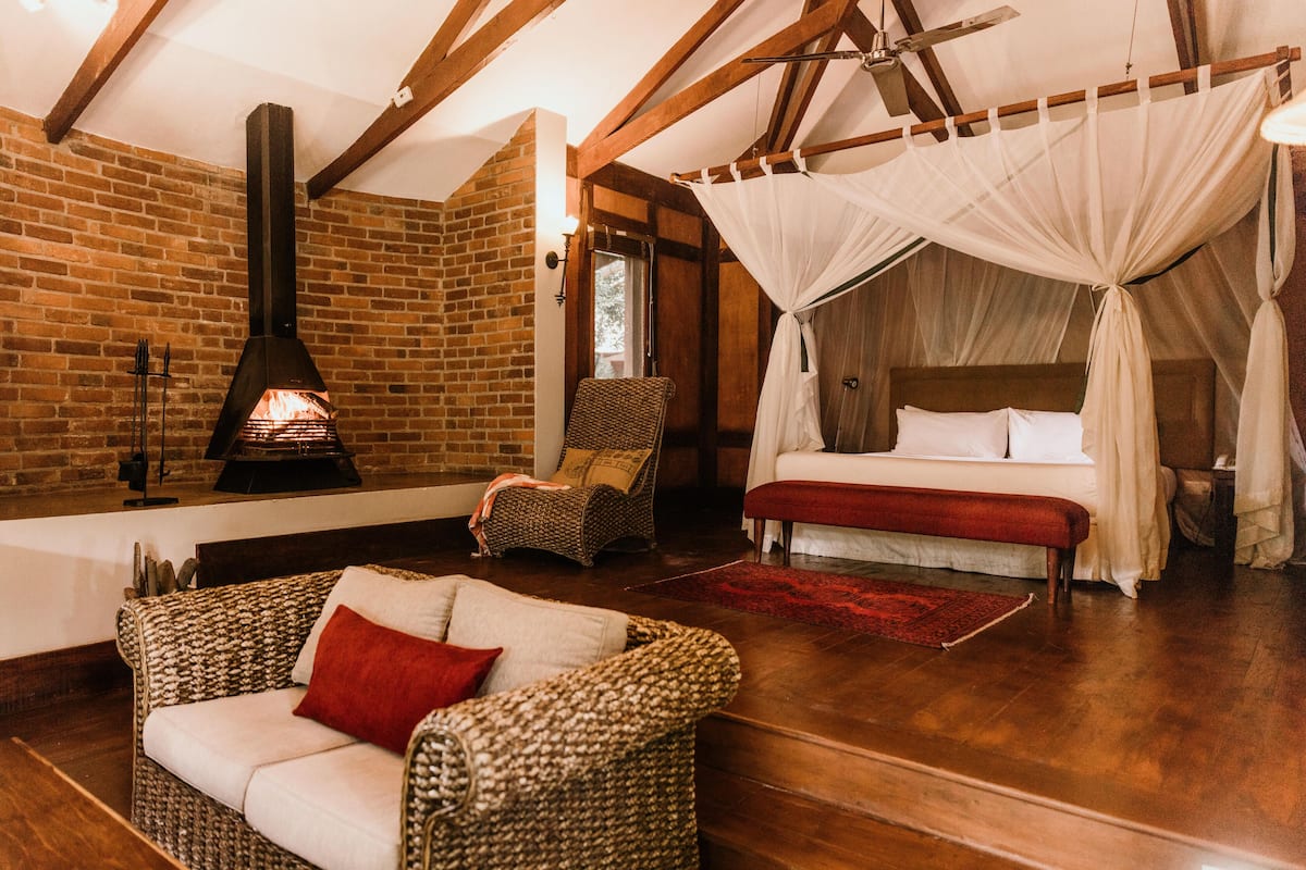 Room (Plantation)