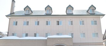 호텔 선 아바시리