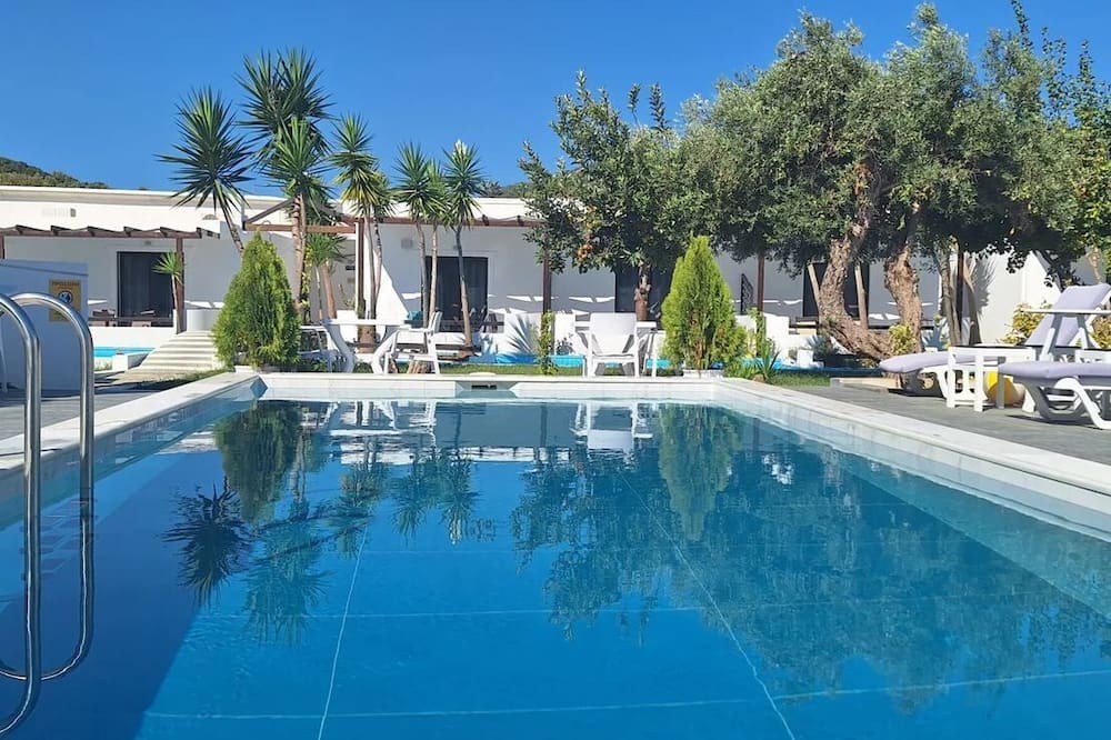Skiathos Holiday Resort