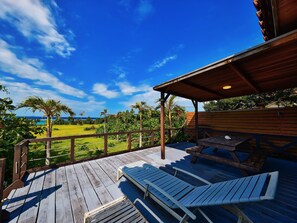 Casa de campo familiar, no fumadores, terraza (Wood Deck) | Vistas al jardín