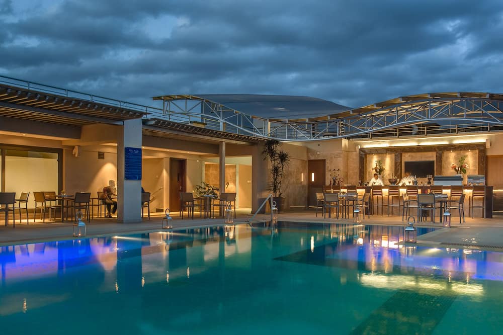 Crowne Plaza Nairobi Airport by IHG