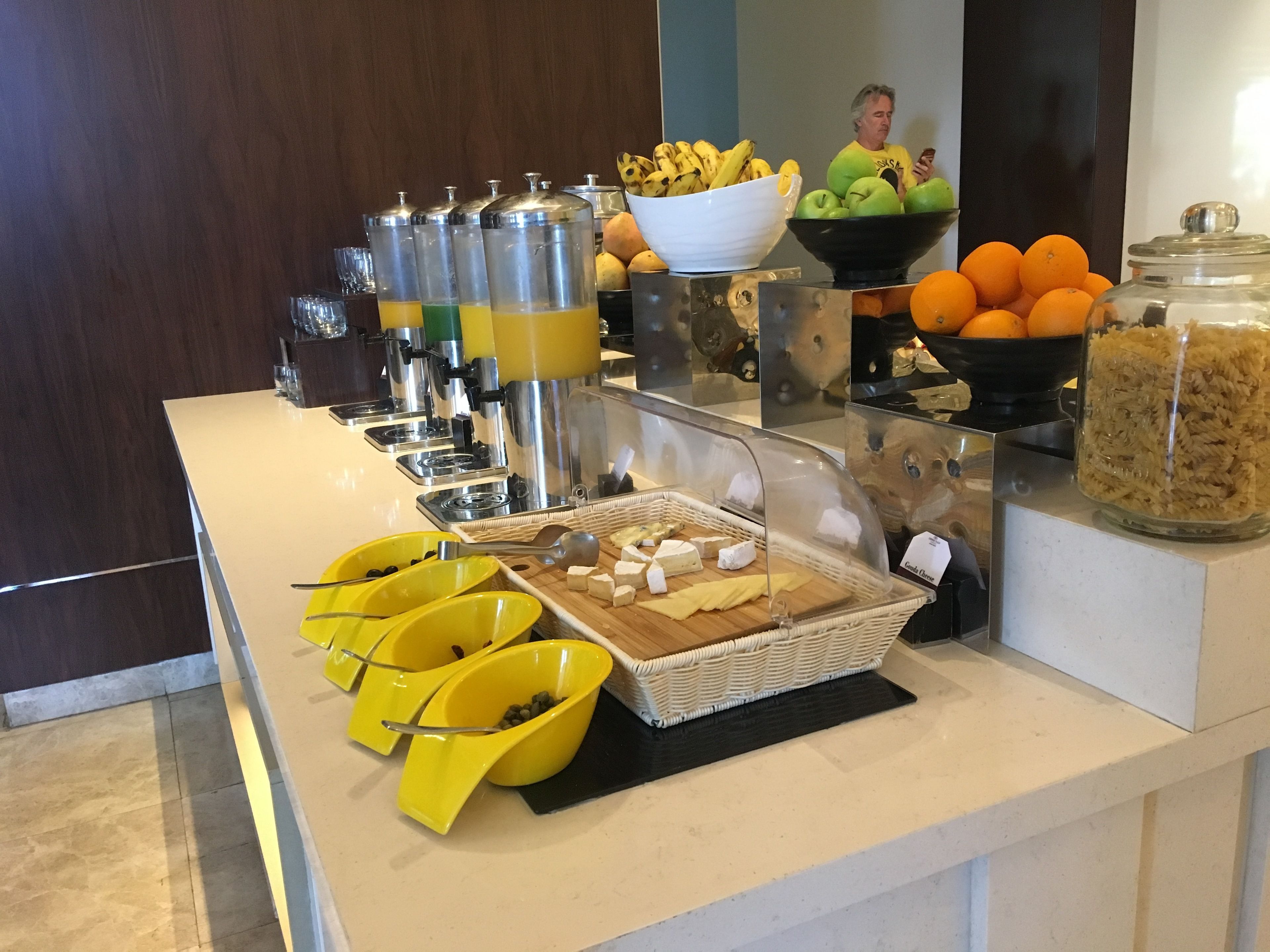 Daily buffet breakfast (USD 30 per person)