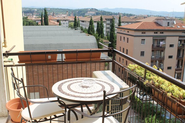 Apartment, 1 Bedroom, Terrace (Bellavista Via del Pontiere 29) | Balcony