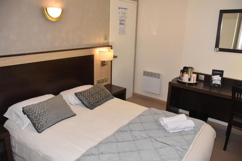 desk, iron/ironing board, free cots/infant beds, free wifi