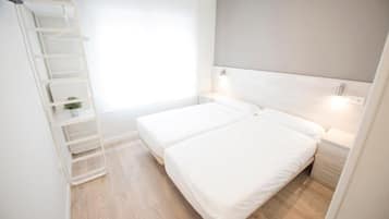Standard Twin Room | Blackout drapes, free WiFi, bed sheets