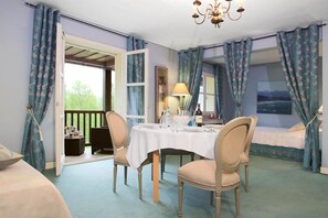 Traditional Apartment, Balcony | In-room dining - Château De Puy Robert (Montignac)