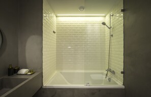 Douche de la salle de bain