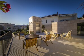 Terrace/patio - Somewhere Estoril Guesthouse (Cascais)