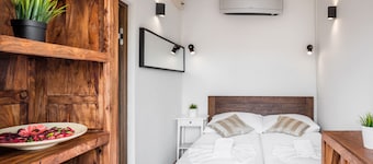 Selinor Old Town Apartments