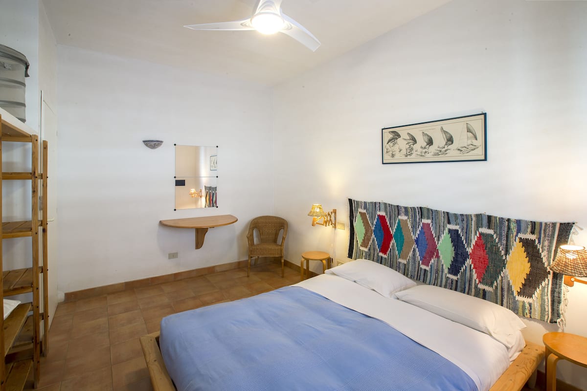 Appartement Familial, cuisine, rez-de-chaussée | 1 chambre, minibar, coffres-forts dans les chambres, bureau