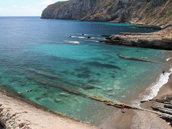 Beach towels, scuba diving, snorkeling
