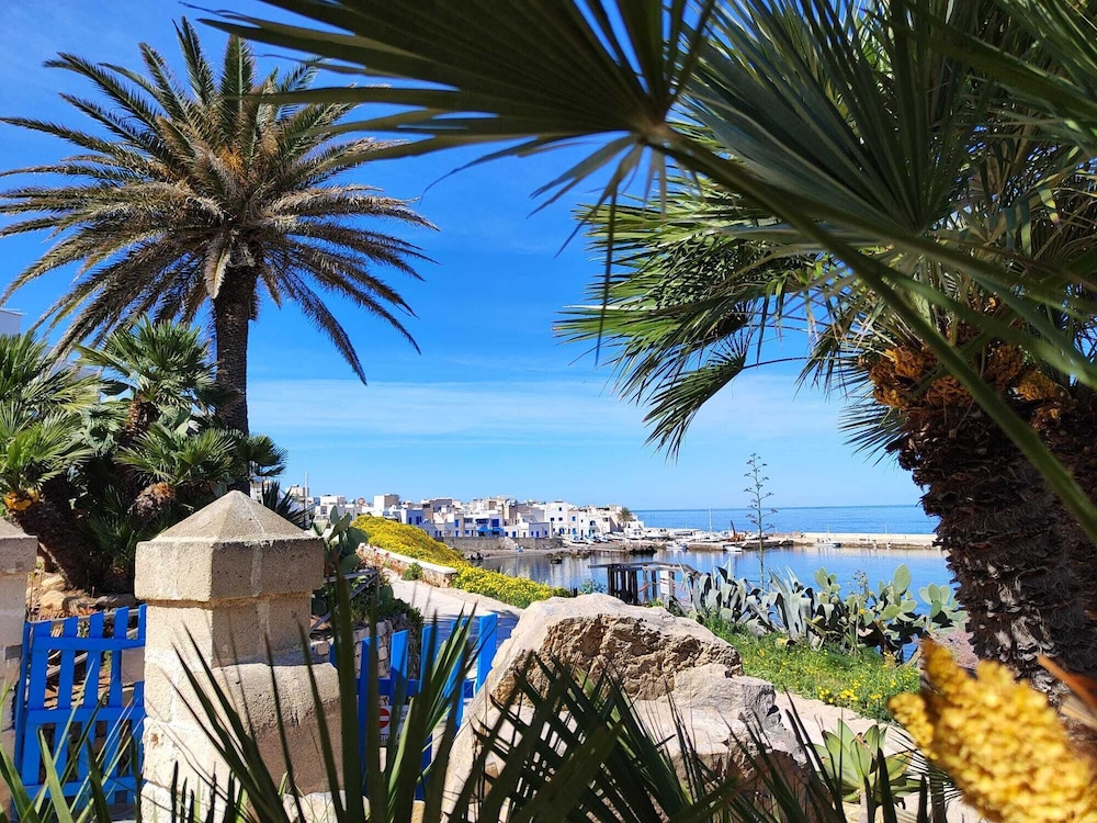 Marettimo Residence by null