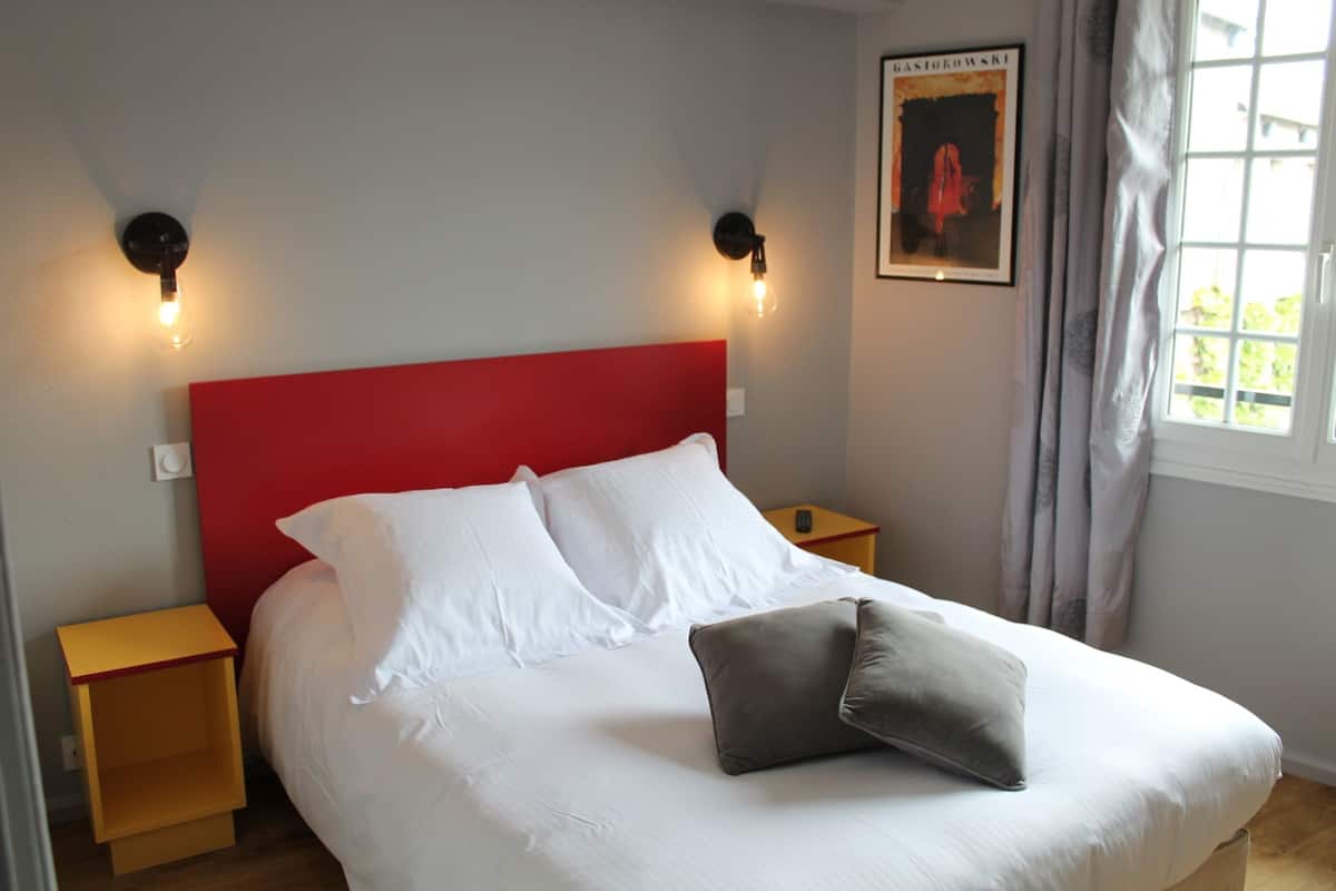 Departamento, 1 habitación, vista a la ciudad | Insonorización, wifi gratis y ropa de cama