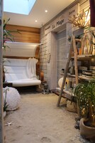 Couples treatment rooms, hot stone massages, deep-tissue massages