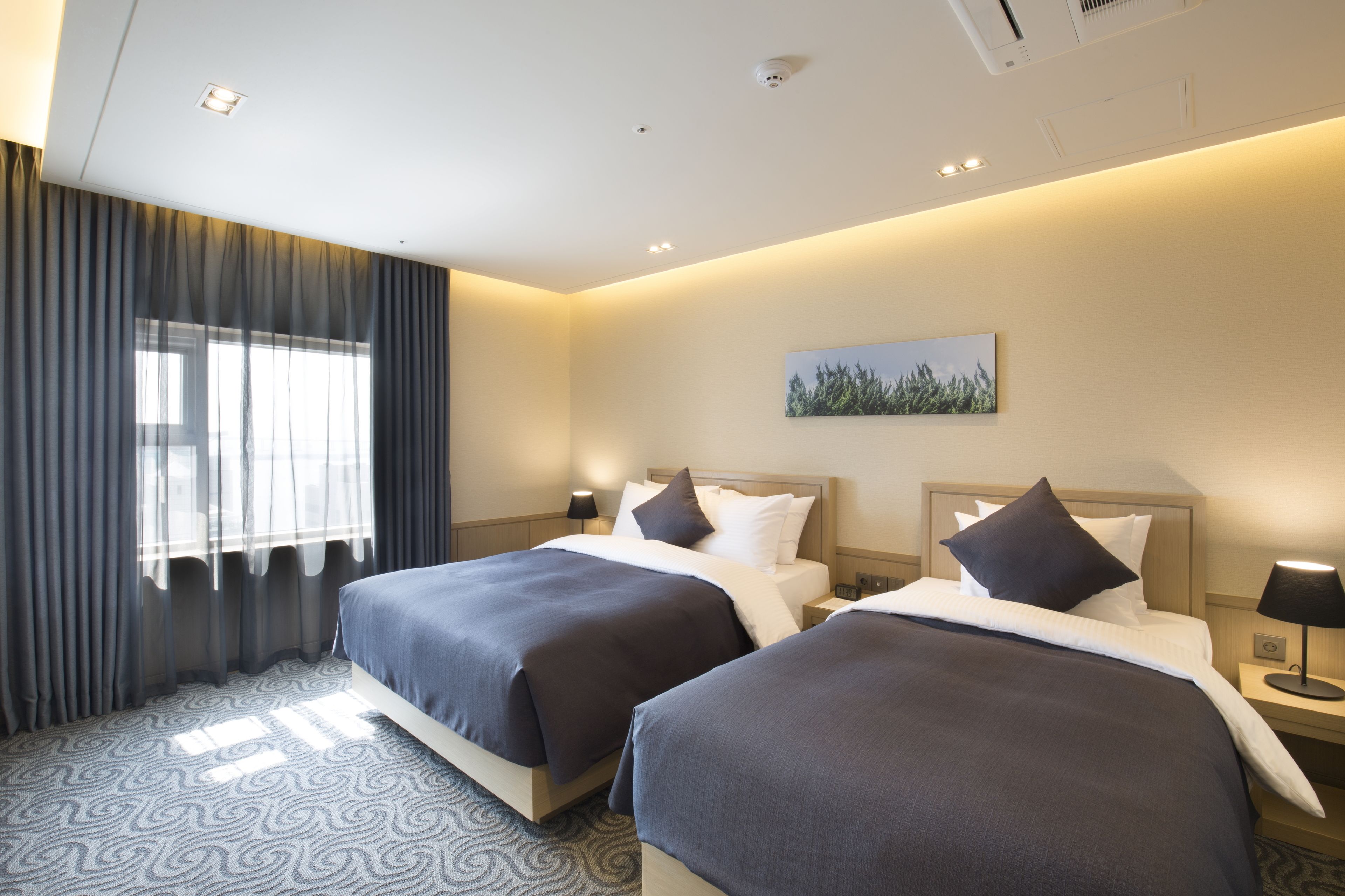 suite | 1 bedroom, in-room safe, desk, blackout curtains